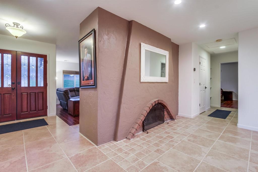 1321 Friends Way Fallbrook, CA 92028 - Photo 11 of 71