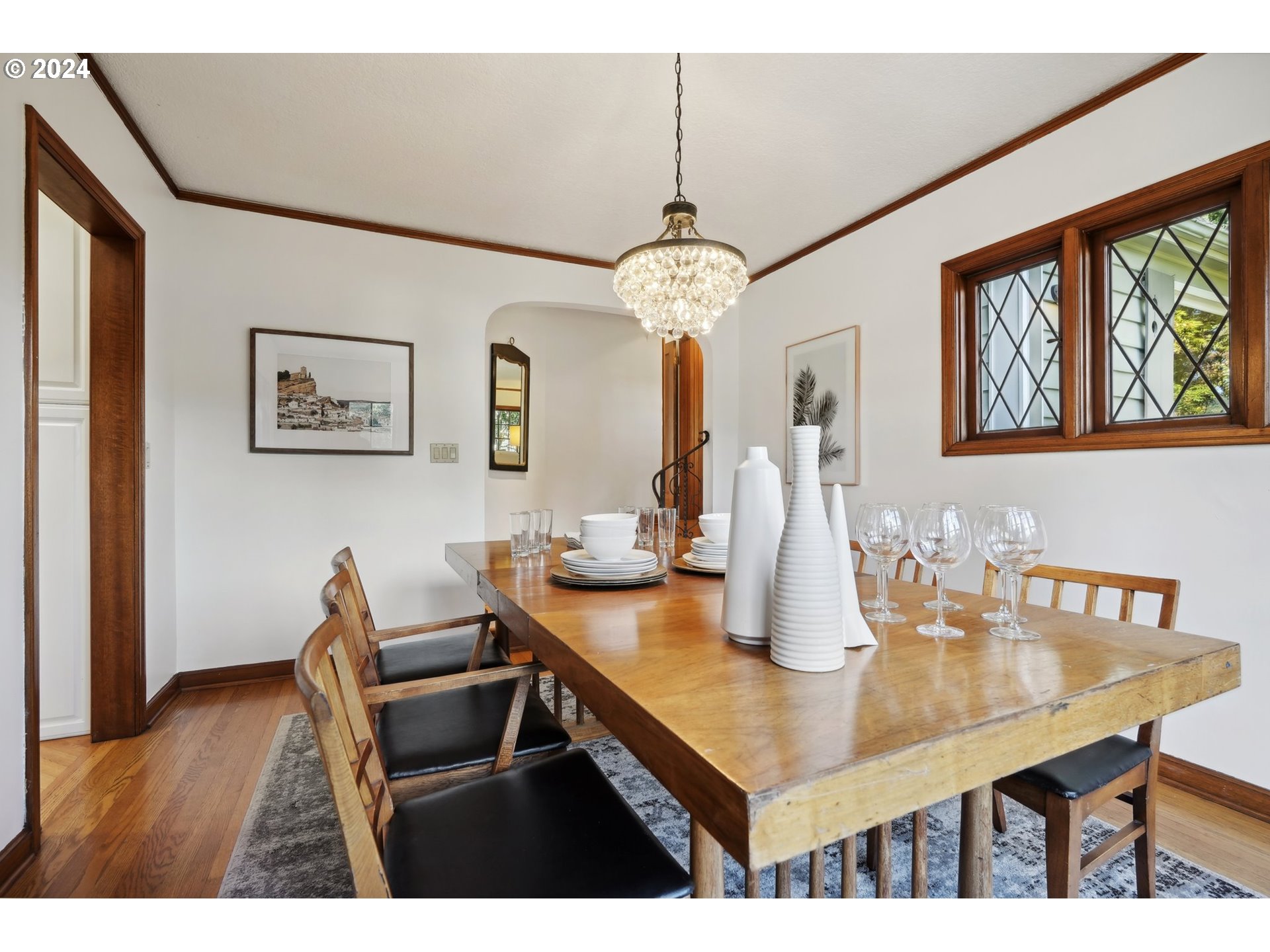 906 Southwest Chestnut Street Portland, OR 97219 - Photo 12 of 44 Gallery Image 12