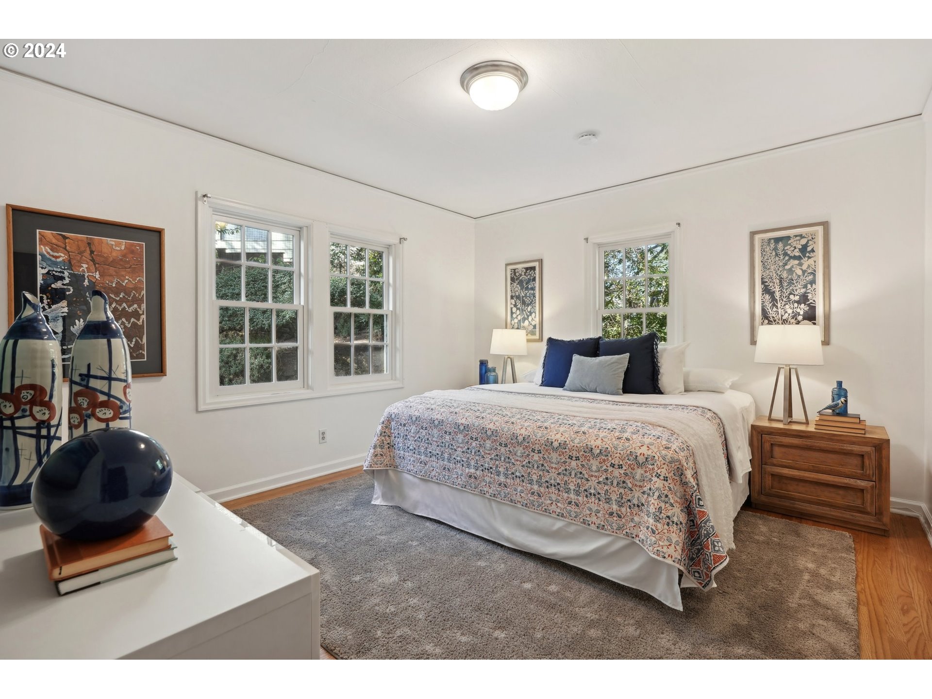 906 Southwest Chestnut Street Portland, OR 97219 - Photo 16 of 44 Gallery Image 16