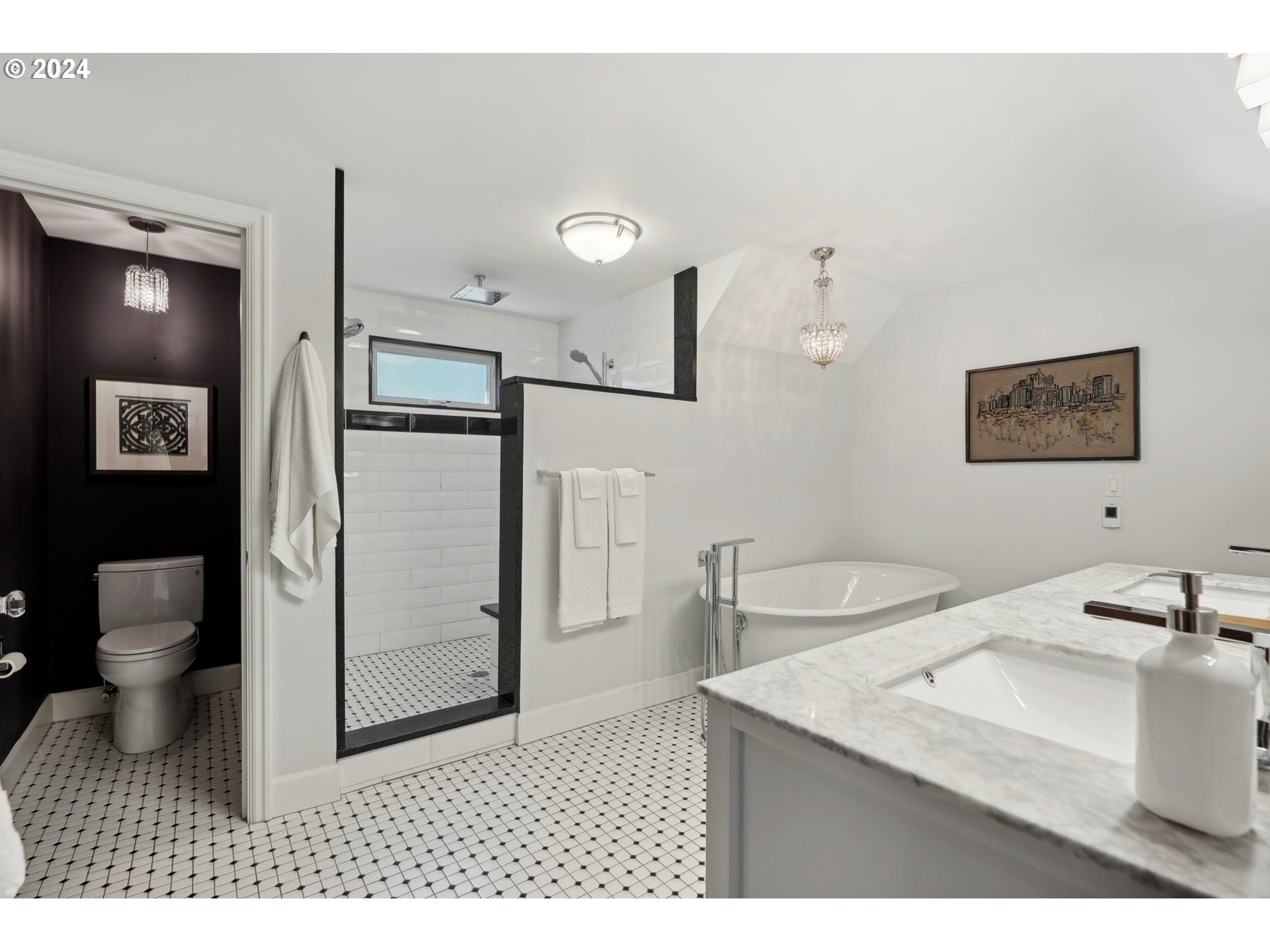 906 Southwest Chestnut Street Portland, OR 97219 - Photo 20 of 44 Gallery Image 20