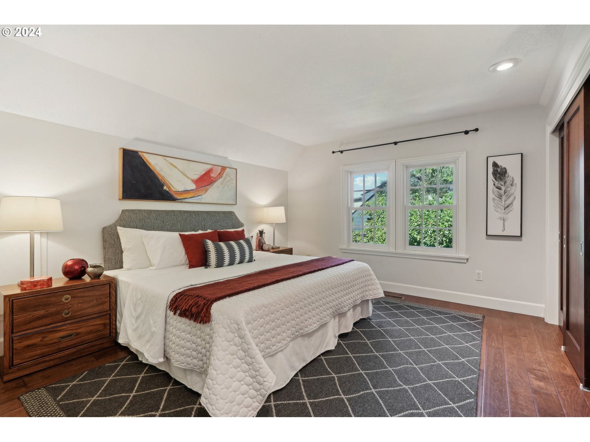 906 Southwest Chestnut Street Portland, OR 97219 - Photo 25 of 44 Gallery Image 25