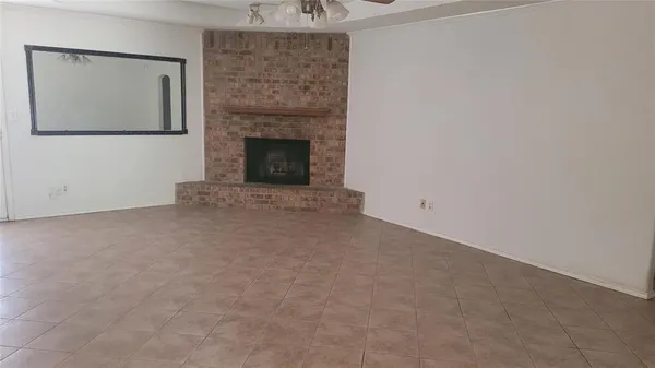 $1,875 | 6208 Big Springs Drive, Arlington, TX 76001