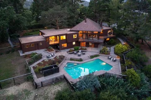 $5,098,000 | 27000 Appaloosa Way, Los Altos Hills, CA 94022
