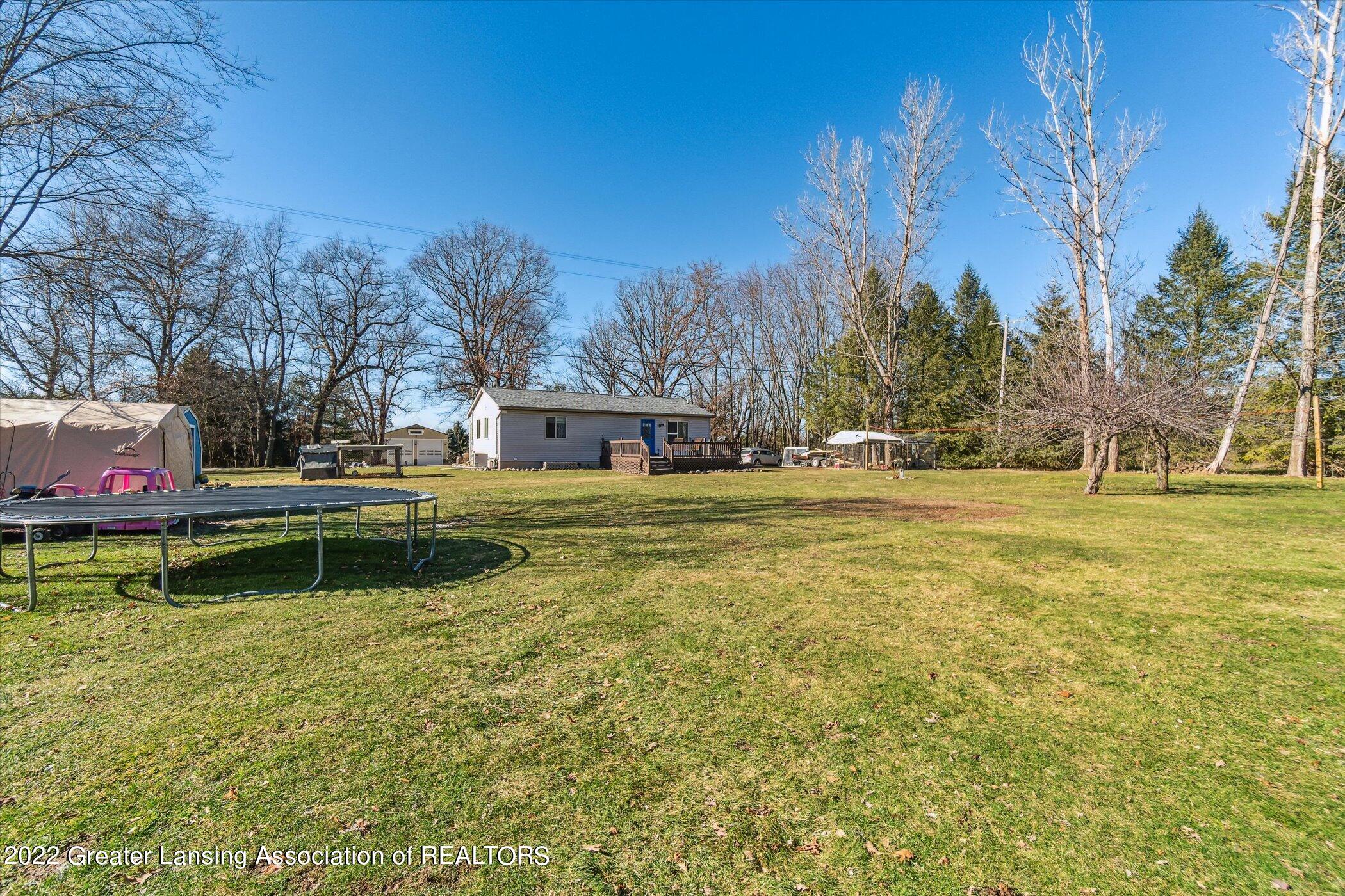 2025 South Waverly Road Eaton Rapids, MI 48827 - Photo 40 of 44 42-2025-S-Waverly-Rd-Eaton-Rapids-MI-488