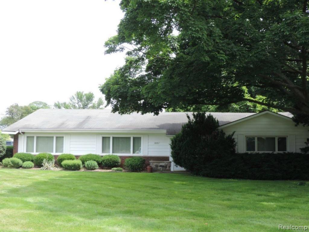 6825 Lahser Road Bloomfield Hills, MI 48301 - Photo 2 of 24 Front.jpg