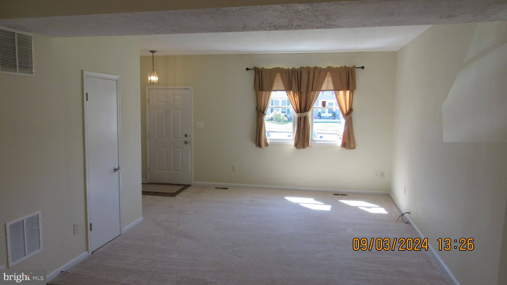 18 Morning Court Rosedale, MD 21237 - Photo 3 of 62