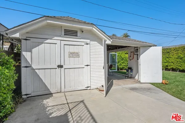 $1,599,000 | 1117 South Manhattan Place, Los Angeles, CA 90019