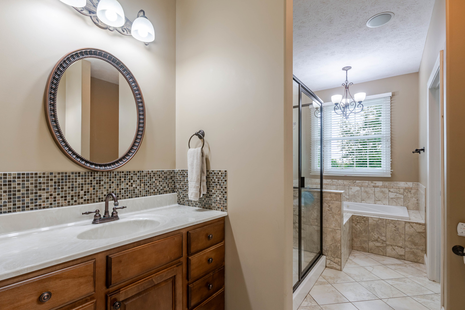 3913 Baywood Road Bloomington, IL 61705 - Photo 21 of 58 Gallery Image 21