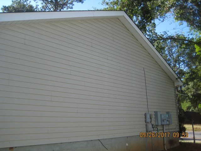 2359 River Ridge Road Northeast Milledgeville, GA 31061 - Photo 8 of 8 a backyard of a house