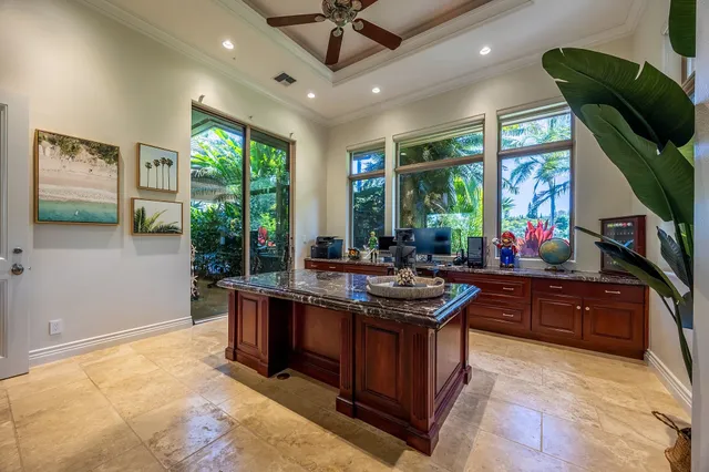 $9,900,000 | 223 Plantation Club Drive, Unit 14, Lahaina, HI 96761