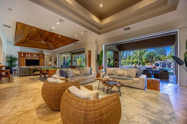$9,900,000 | 223 Plantation Club Drive, Unit 14, Lahaina, HI 96761