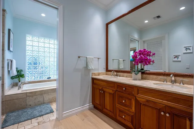 $9,900,000 | 223 Plantation Club Drive, Unit 14, Lahaina, HI 96761