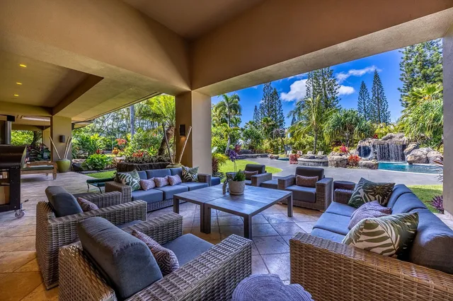 $9,900,000 | 223 Plantation Club Drive, Unit 14, Lahaina, HI 96761