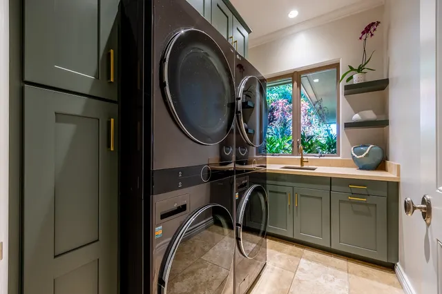 $9,900,000 | 223 Plantation Club Drive, Unit 14, Lahaina, HI 96761