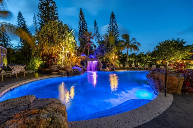 $9,900,000 | 223 Plantation Club Drive, Unit 14, Lahaina, HI 96761