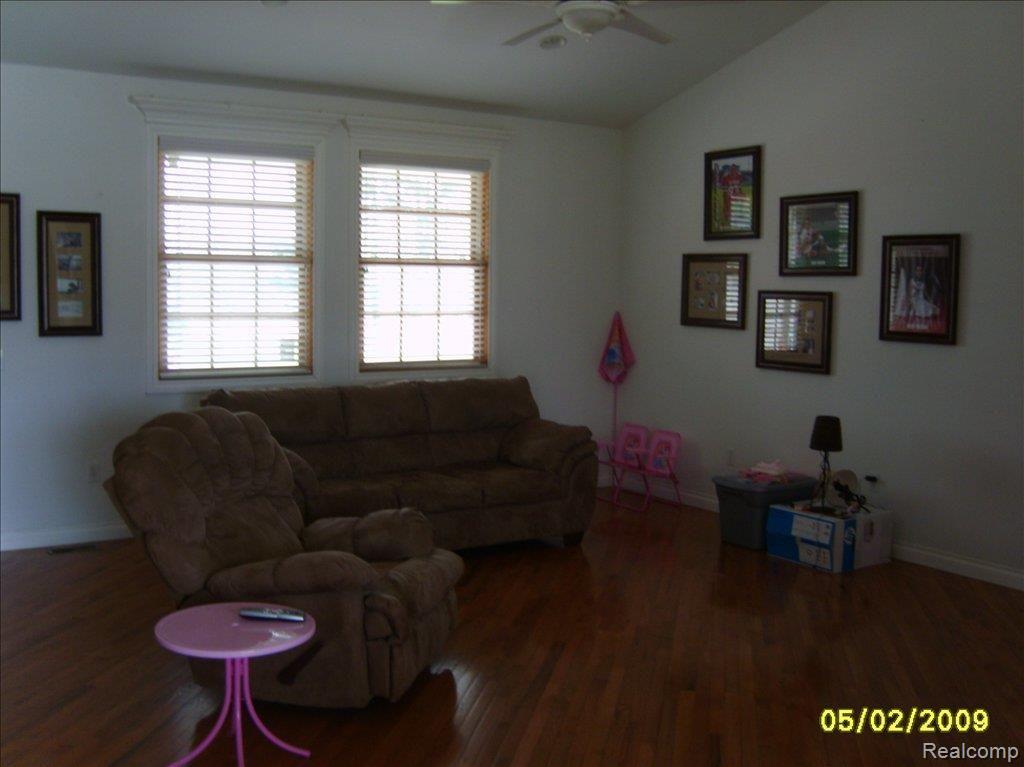 961 Mayer Road Goodells, MI 48027 - Photo 3 of 7 007