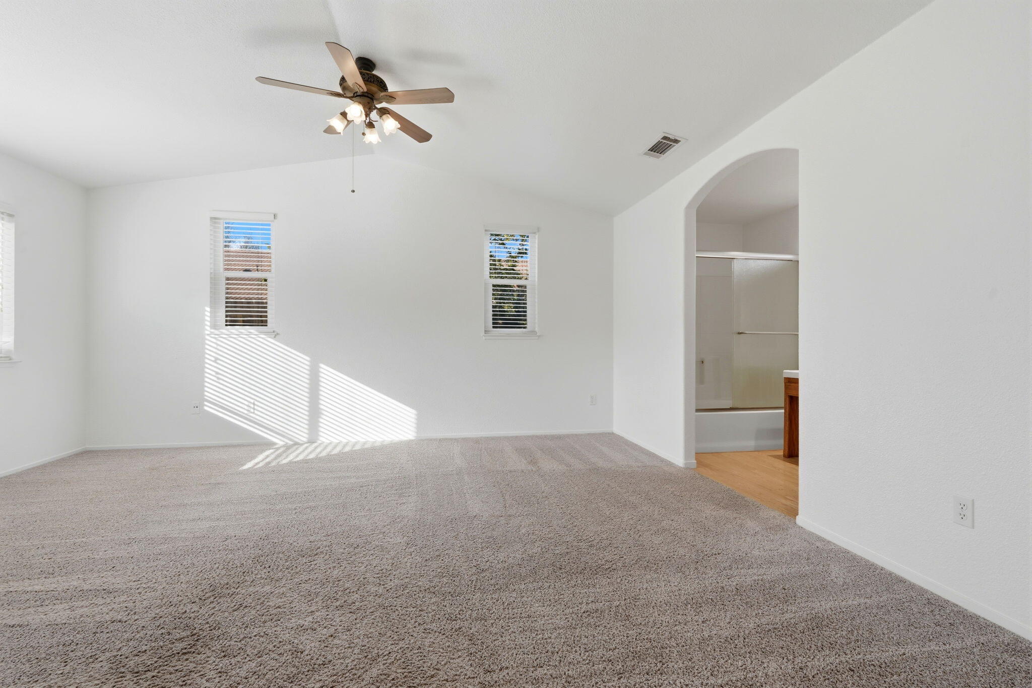 952 Scotland Street Lemoore, CA 93245 - Photo 38 of 53 Master Bedroom