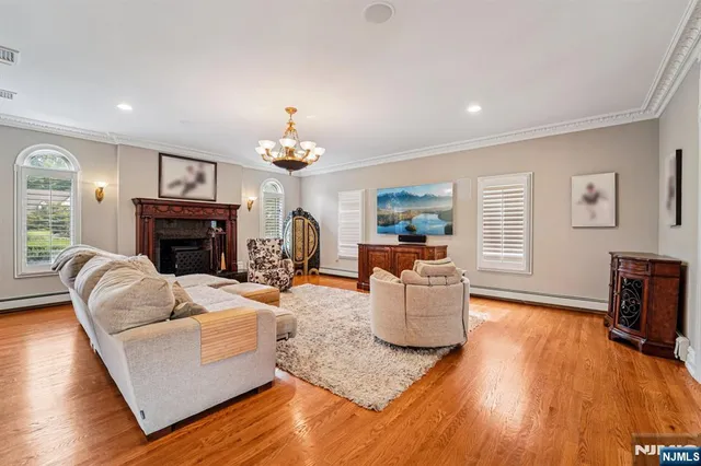 $1,999,000 | 840 Stonewall Court, Franklin Lakes, NJ 07417