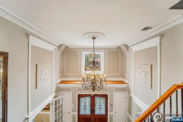 $1,999,000 | 840 Stonewall Court, Franklin Lakes, NJ 07417