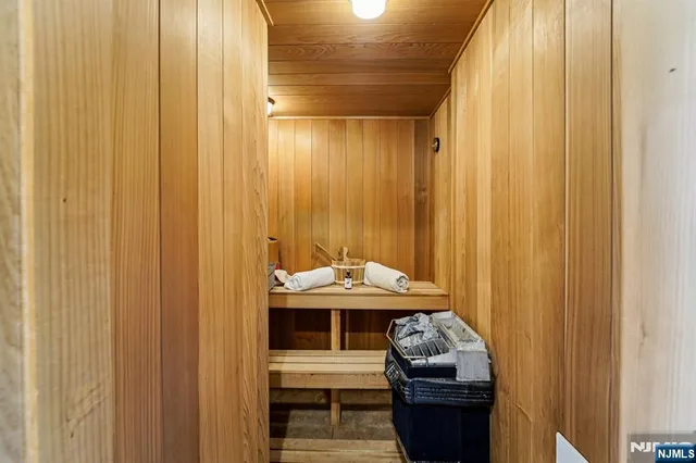 $1,999,000 | 840 Stonewall Court, Franklin Lakes, NJ 07417