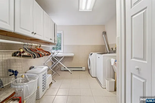 $1,999,000 | 840 Stonewall Court, Franklin Lakes, NJ 07417