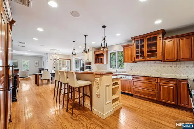 $1,999,000 | 840 Stonewall Court, Franklin Lakes, NJ 07417