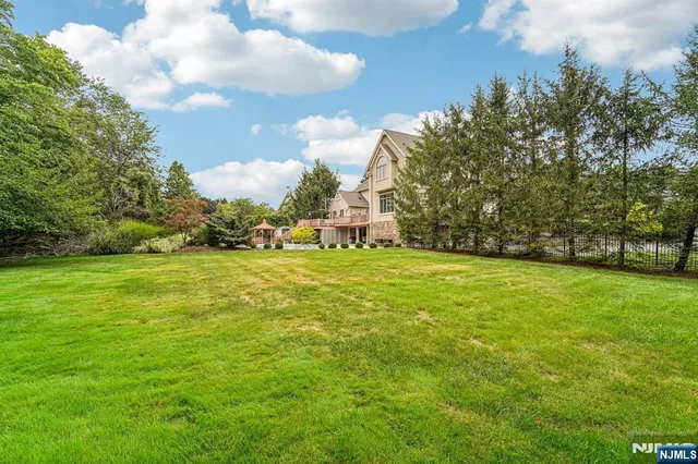 $1,999,000 | 840 Stonewall Court, Franklin Lakes, NJ 07417