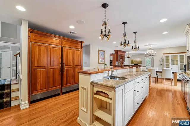 $1,999,000 | 840 Stonewall Court, Franklin Lakes, NJ 07417