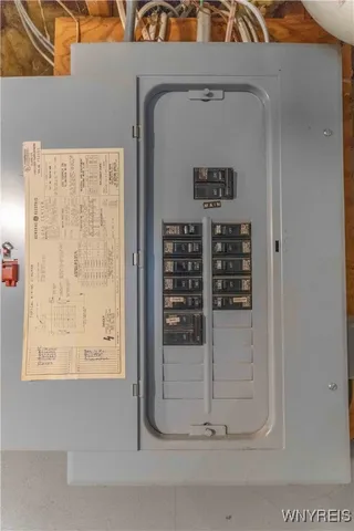 $419,900 | 5 Lordan Drive, Cheektowaga, NY 14227