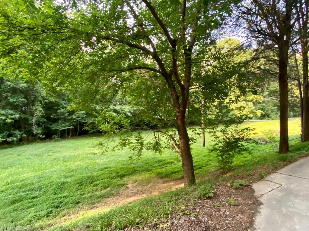 237 Dorothy Street High Point, NC 27262 - Photo 17 of 33 Gallery Image 17