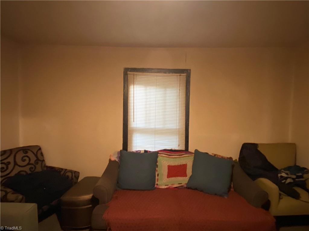 237 Dorothy Street High Point, NC 27262 - Photo 25 of 33 Gallery Image 25