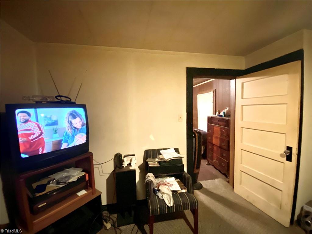 237 Dorothy Street High Point, NC 27262 - Photo 27 of 33 Gallery Image 27