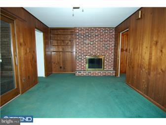 108 Wheatfield Road Reading, PA 19608 - Photo 6 of 12 Family Room