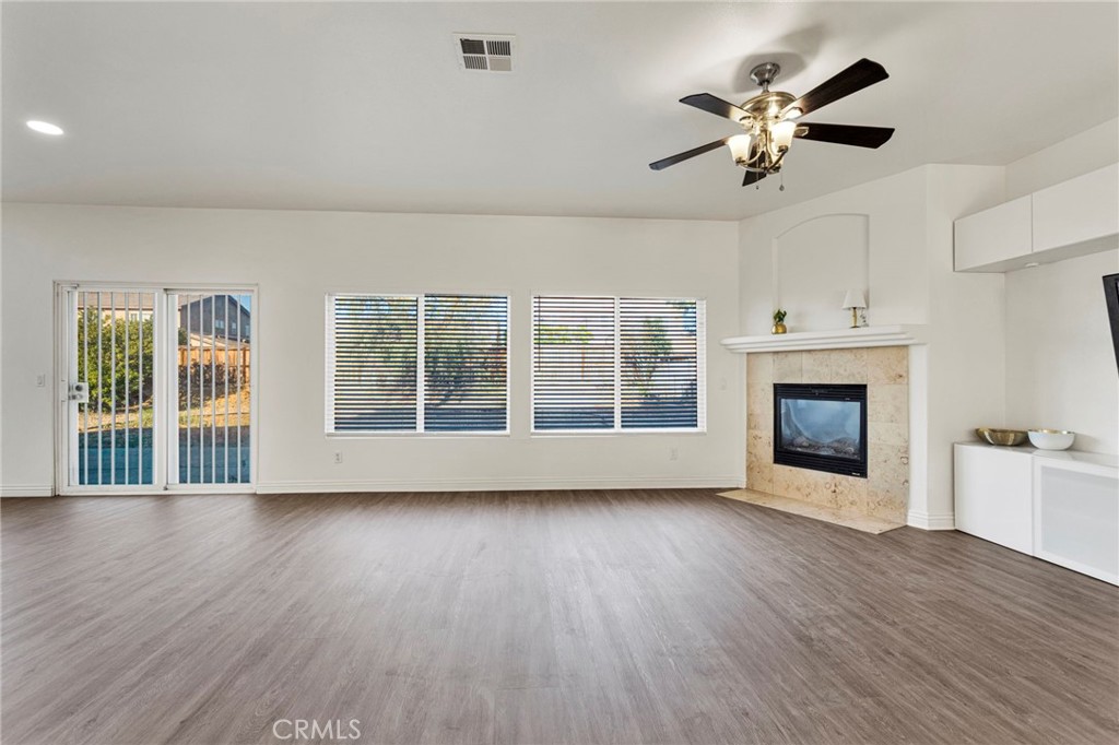 13653 Cobalt Road Victorville, CA 92392 - Photo 13 of 53