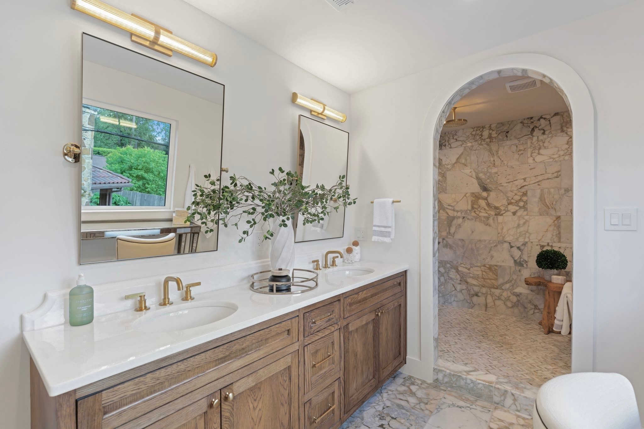 814 Azalea Street Houston, TX 77018 - Photo 13 of 31 Additional view of the primary bath showcasing dual vanities and marble walk-in shower.