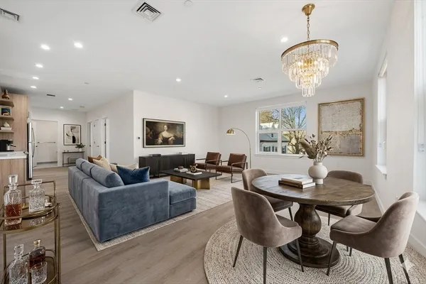 $1,225,000 | 1151 Walnut Street, Unit 301, Newton, MA 02461