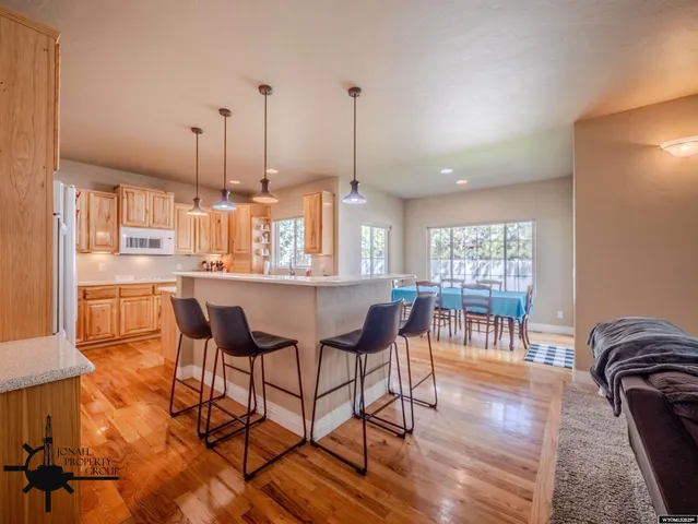 $949,999 | 4432 East 24th Street, Casper, WY 82609