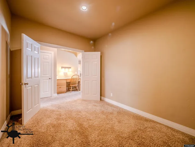 $949,999 | 4432 East 24th Street, Casper, WY 82609