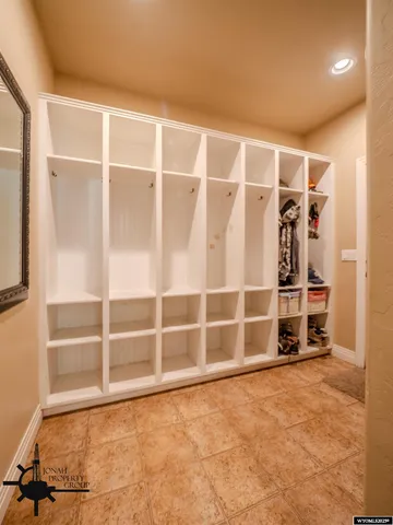 $949,999 | 4432 East 24th Street, Casper, WY 82609