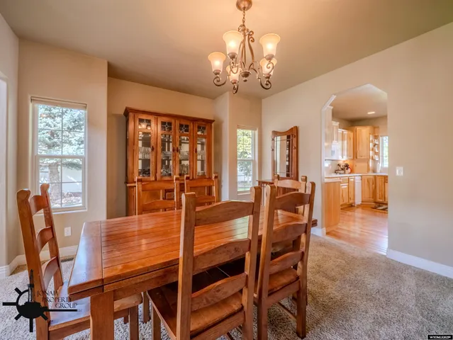 $949,999 | 4432 East 24th Street, Casper, WY 82609