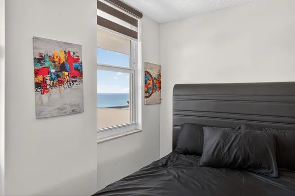 $529,999 | 1149 Hillsboro Mile, Unit 1007, Hillsboro Beach, FL 33064