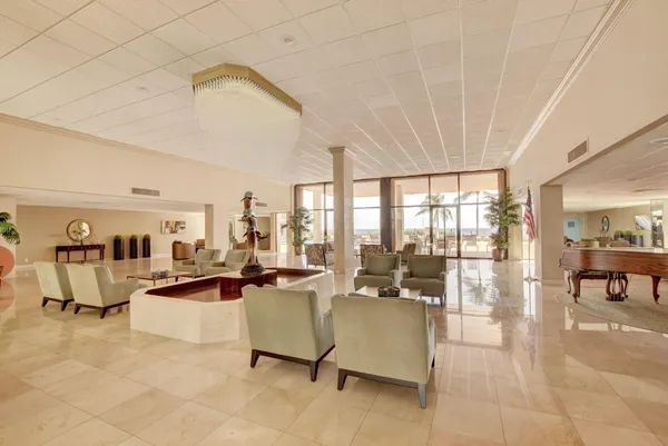 $529,999 | 1149 Hillsboro Mile, Unit 1007, Hillsboro Beach, FL 33064