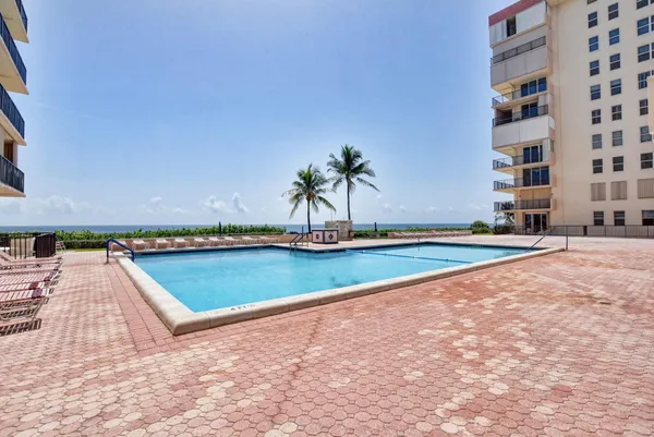 $529,999 | 1149 Hillsboro Mile, Unit 1007, Hillsboro Beach, FL 33064