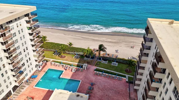 $529,999 | 1149 Hillsboro Mile, Unit 1007, Hillsboro Beach, FL 33064