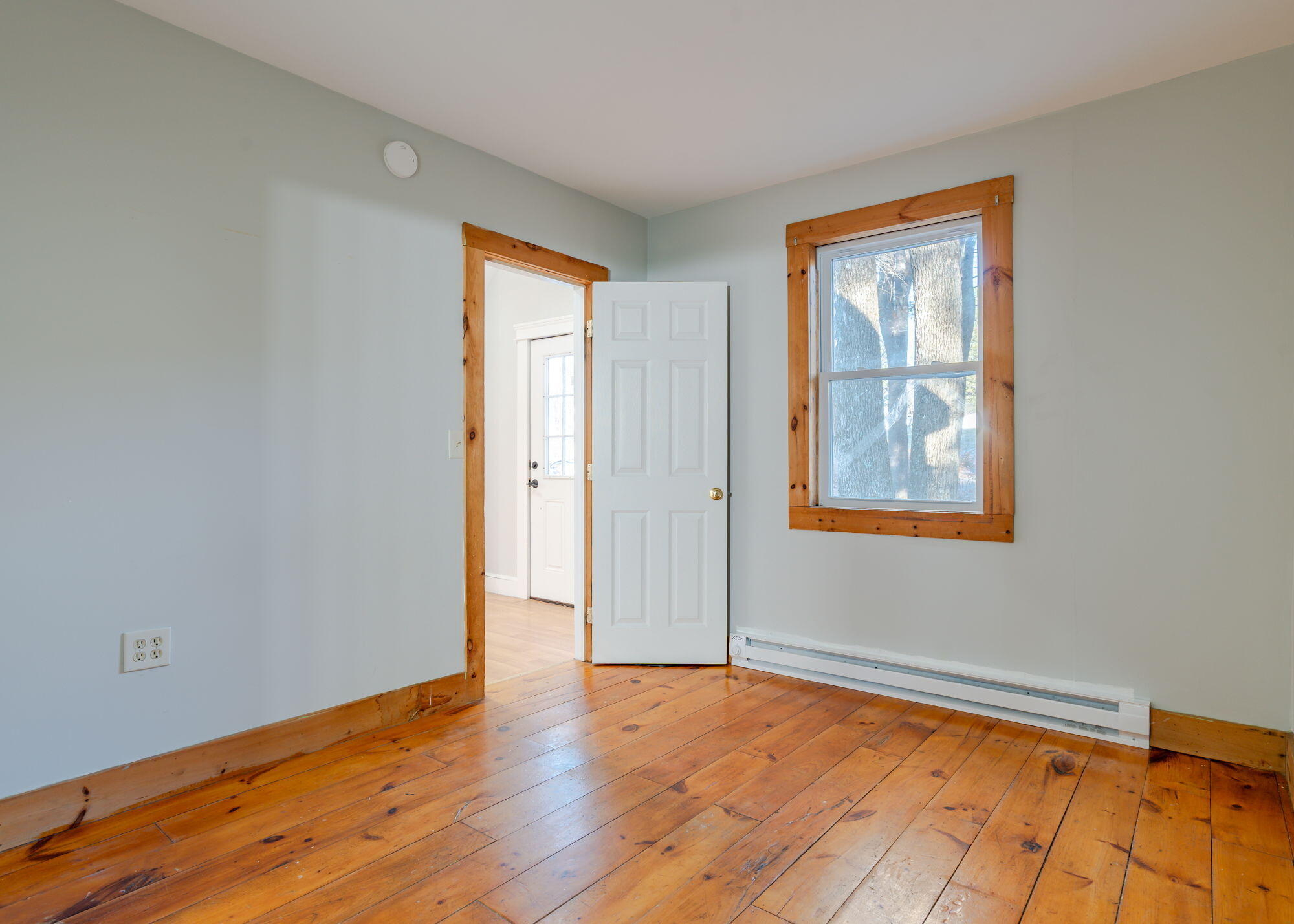 8 Western Avenue Gorham, ME 04038 - Photo 12 of 56 8WesternAve-Gorham-23