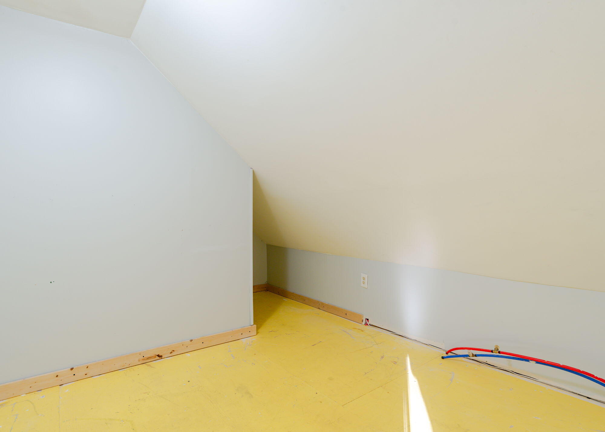 8 Western Avenue Gorham, ME 04038 - Photo 19 of 56 8WesternAve-Gorham-31