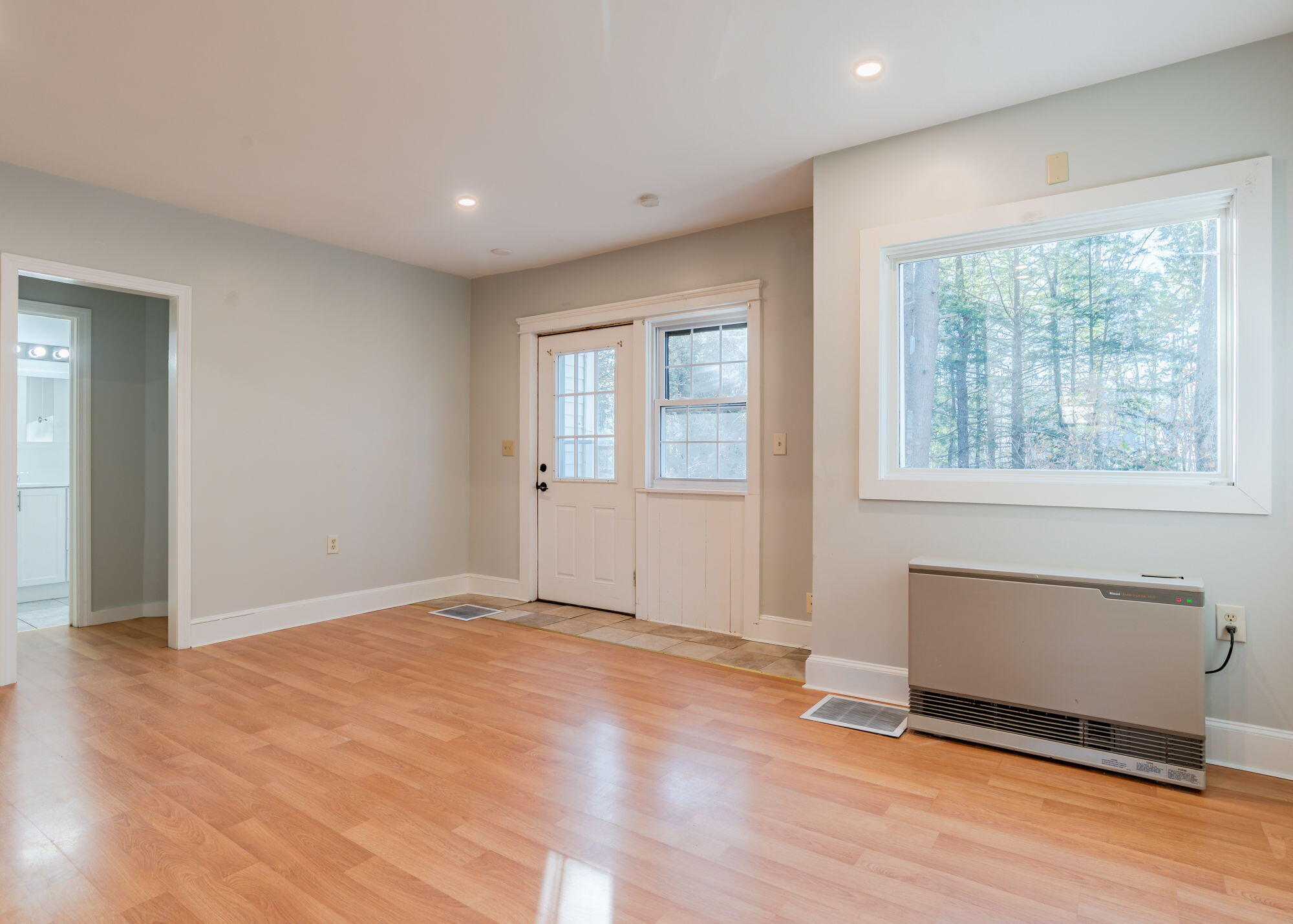 8 Western Avenue Gorham, ME 04038 - Photo 6 of 56 8WesternAve-Gorham-19