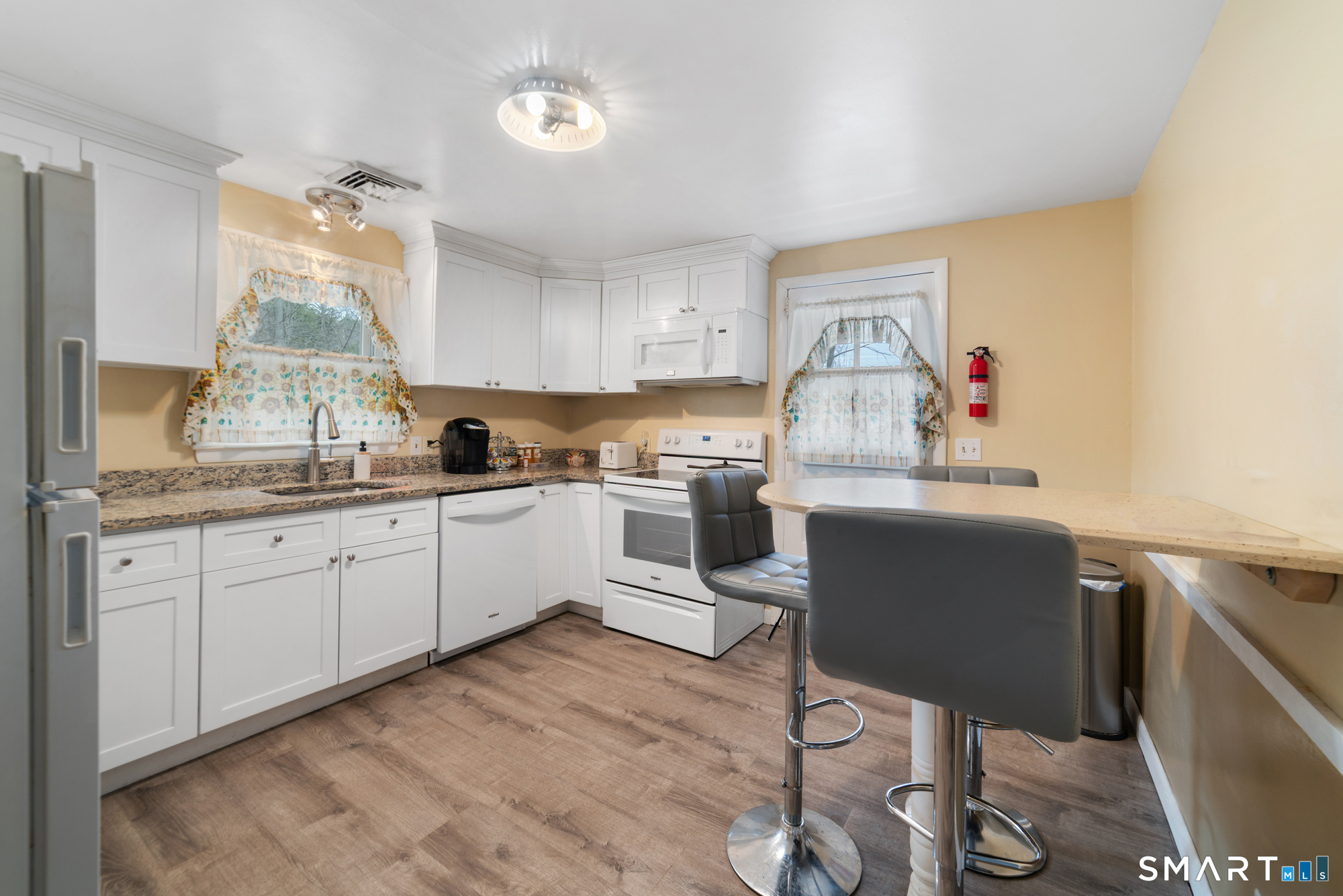 162 Pine Hill Road Thomaston, CT 06787 - Photo 4 of 17