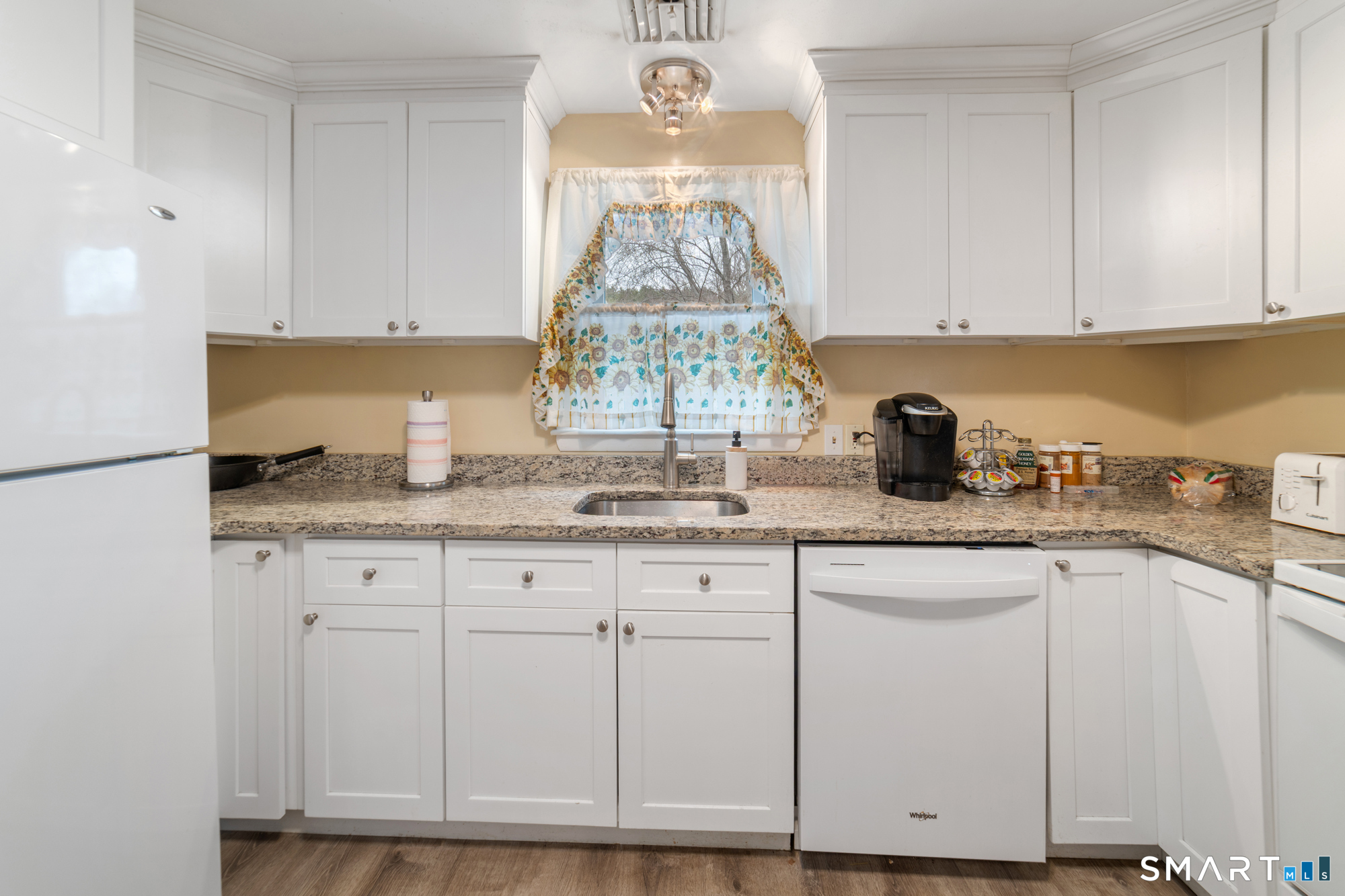 162 Pine Hill Road Thomaston, CT 06787 - Photo 5 of 17