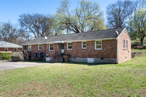 $675,000 | 4411 Scenic Drive, Nashville, TN 37204